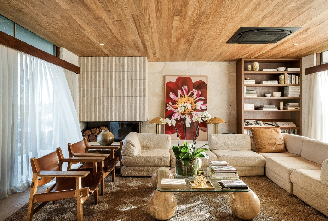 747 2v pr. Kara Rosenlund house