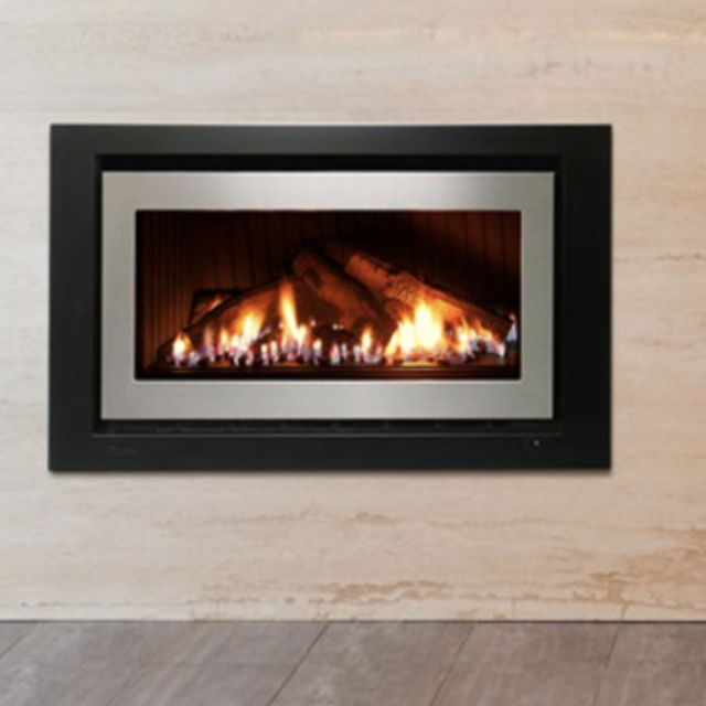 Rinnai 950 Gas Fireplace