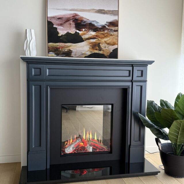 Electric Fireplace, Luminosa with mantel