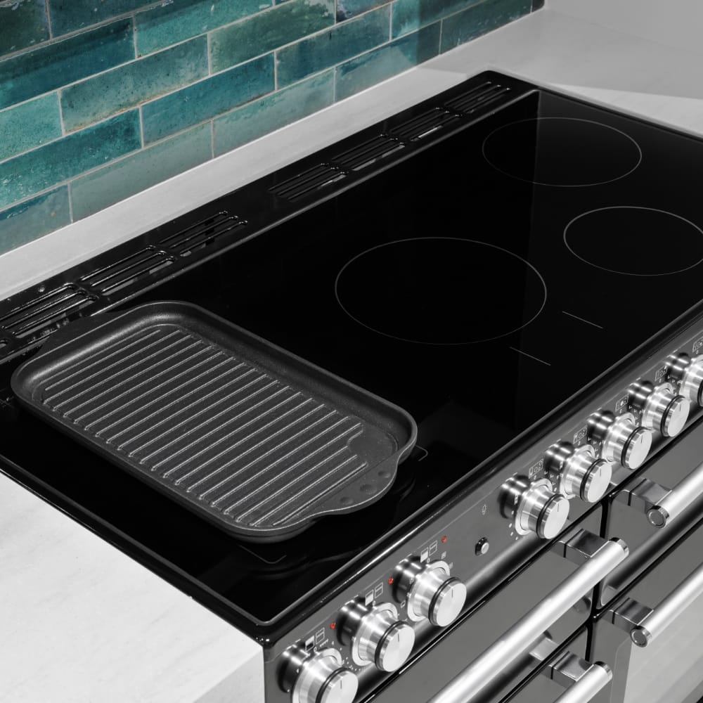 Nexus-SE-110-Induction-Black-with-Induction-Griddle.jpg