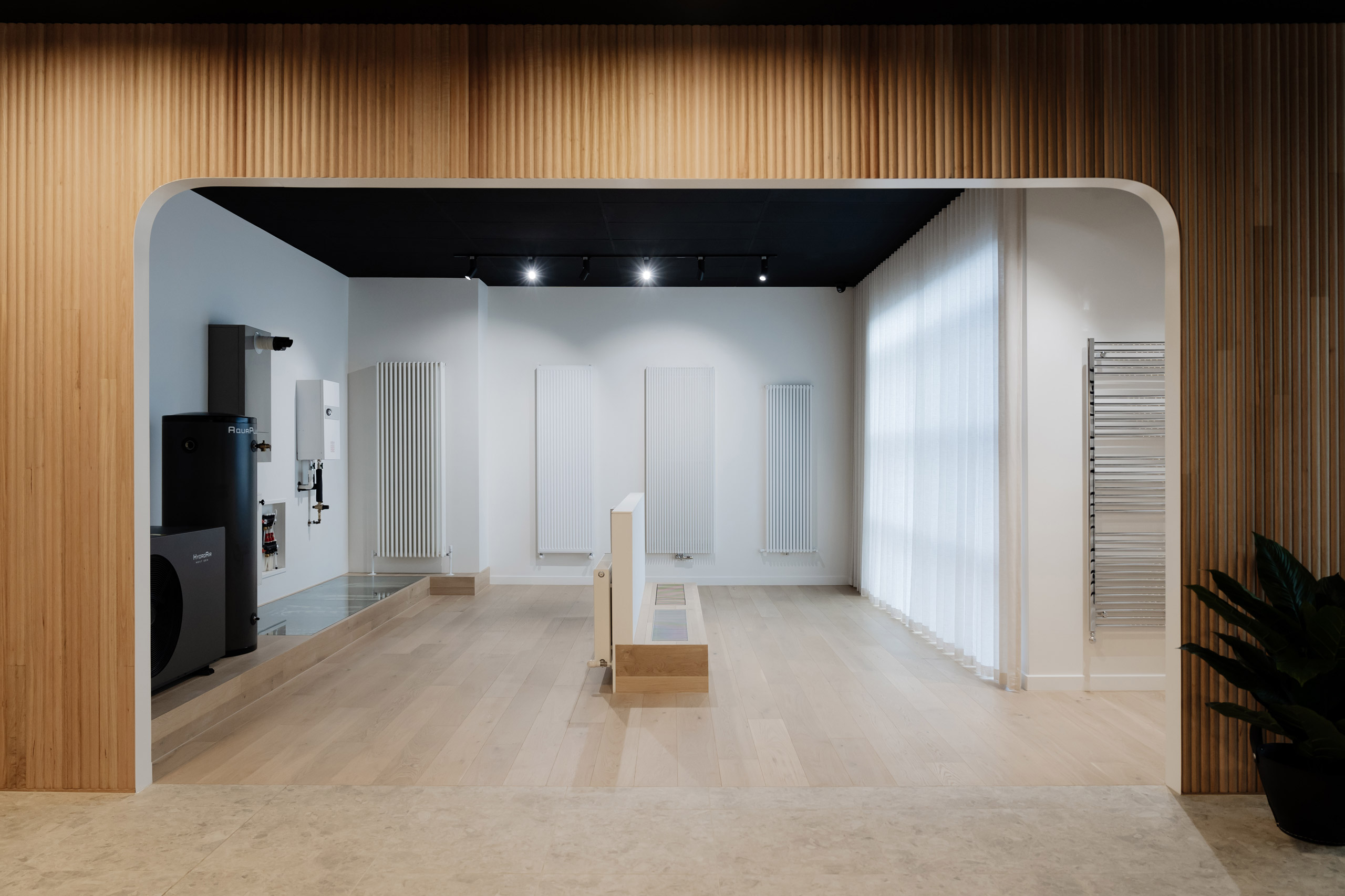 Wignells-Showroom_Hydronic-Heating Wignells Showroom - Hydronic Heating